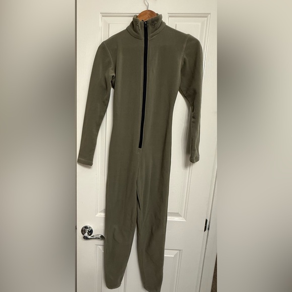 NILS Pants - Nils Sportswear Vintage One-Piece Base Layer Bodysuit Small